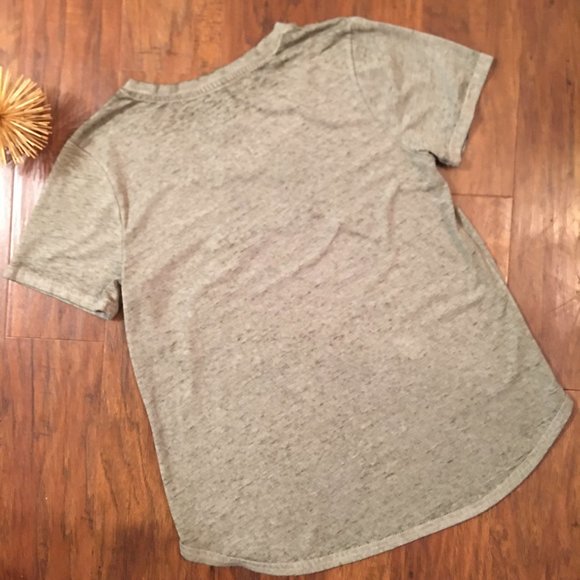 NWT Life is Better by Campfire Tee Heathered Green - Picture 4 of 6